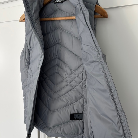 The North Face Aconcagua 550 Down Puffer Vest Women XS Nylon Winter Comfort - Picture 7 of 14